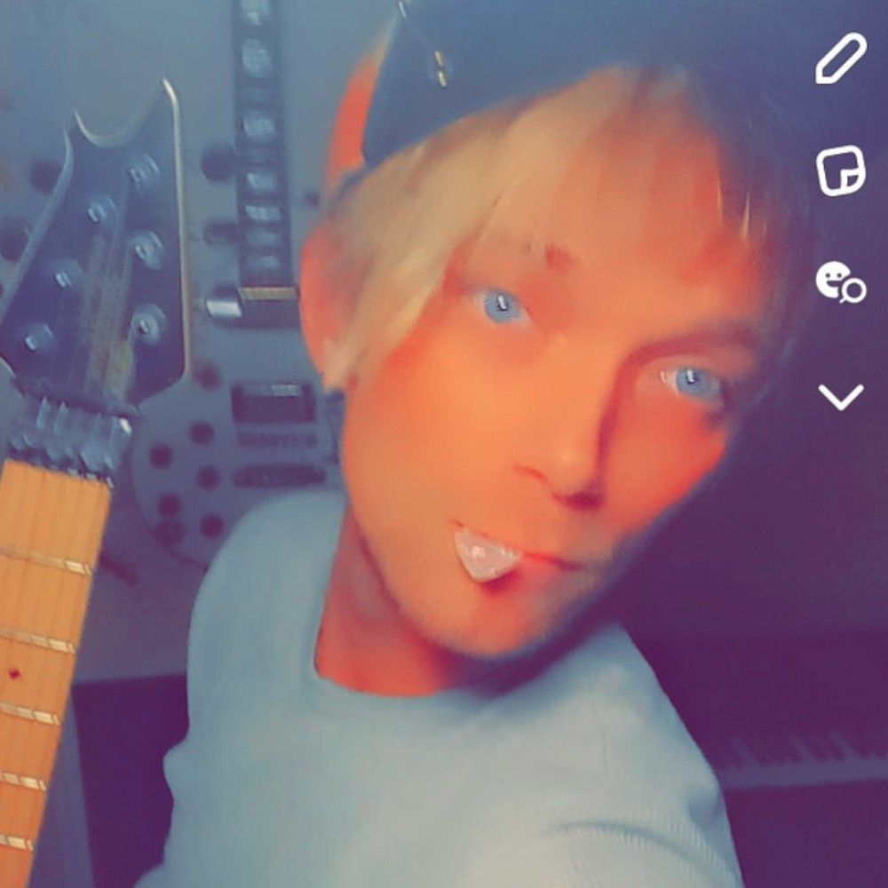 Meet your Posher, Joey